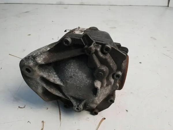 BMW 3 F30 F35 F31 Bakre differential 7603759 image 4