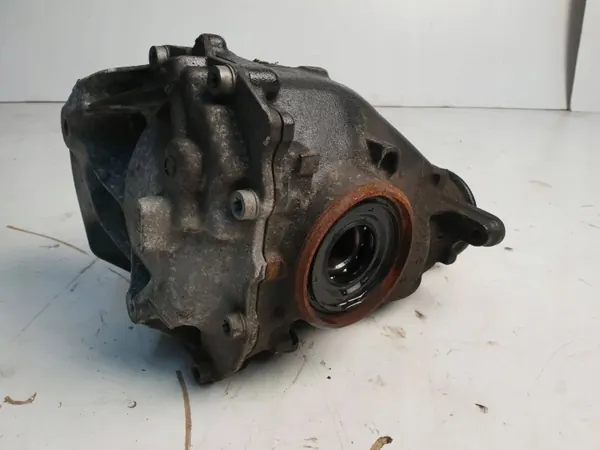 BMW 3 F30 F35 F31 Bakre differential 7603759 image 5