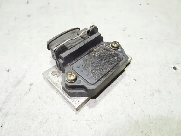 Module d'allumage OEM 211905351D pour Audi 100 2.2L image 2