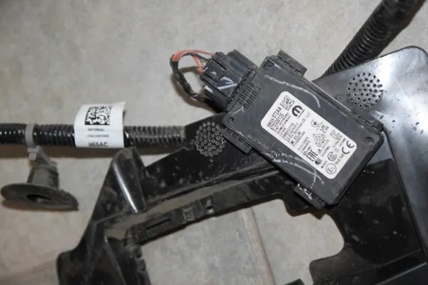 Jeep Grand Cherokee WL Capteurs & Modules OEM 68629572AA image 3