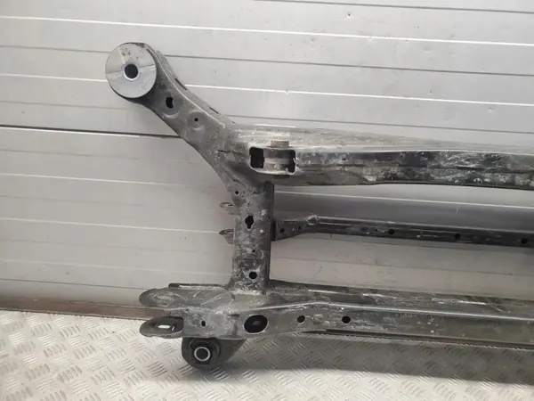 OEM 68261559AG Achterophanging Balk Chrysler Pacifica image 5