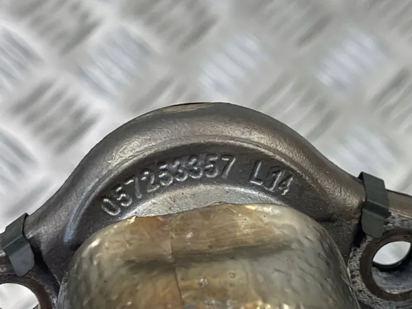 Audi SQ7 Pakoputki OEM 057253357J - Käytetty image 4