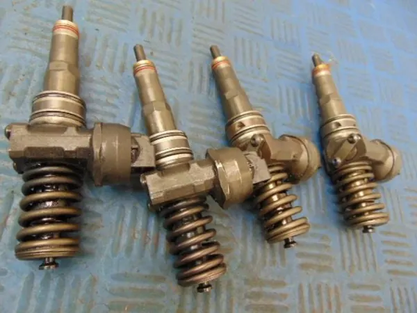 Conjunto de Injetores Diesel Volkswagen Passat B5 0414720222 image 8