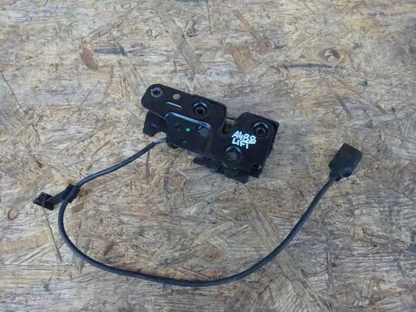 AUDI A4 B8 8K LIFT 12-15 Motorhuvslås Mikrobrytare 8K0823509F image 7