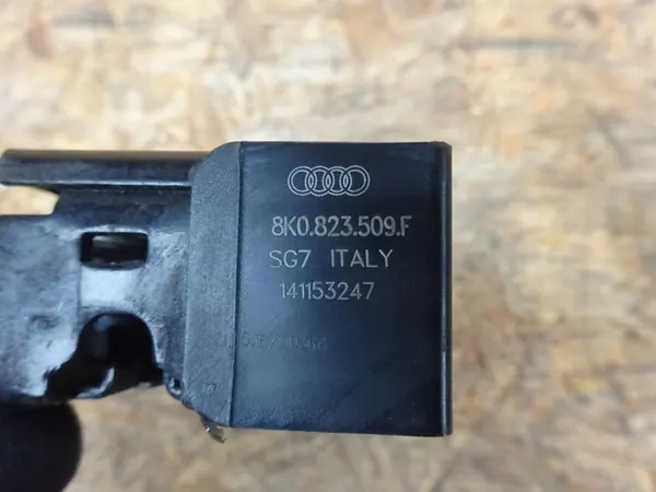 AUDI A4 B8 8K LIFT 12-15 Motorhuvslås Mikrobrytare 8K0823509F image 8