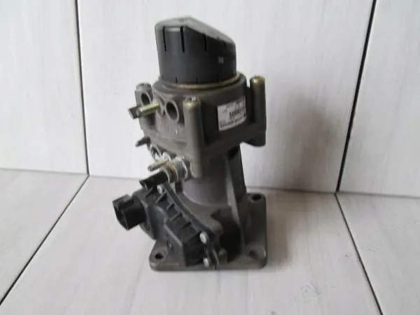 Hoofdremklep SCANIA R P G OEM 1442938 image 4