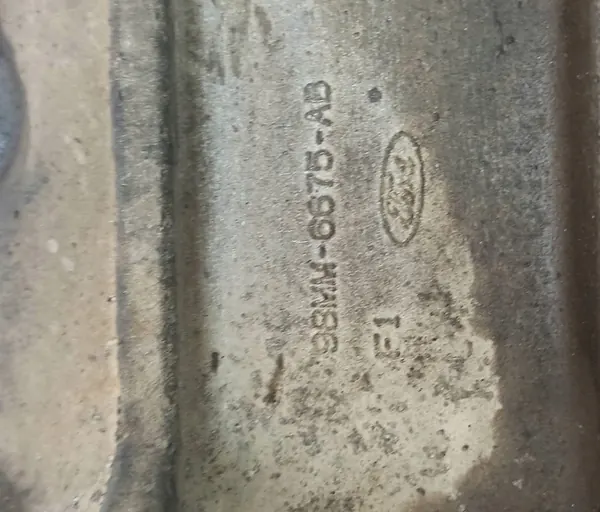 Oljepanna Mazda 2 image 3