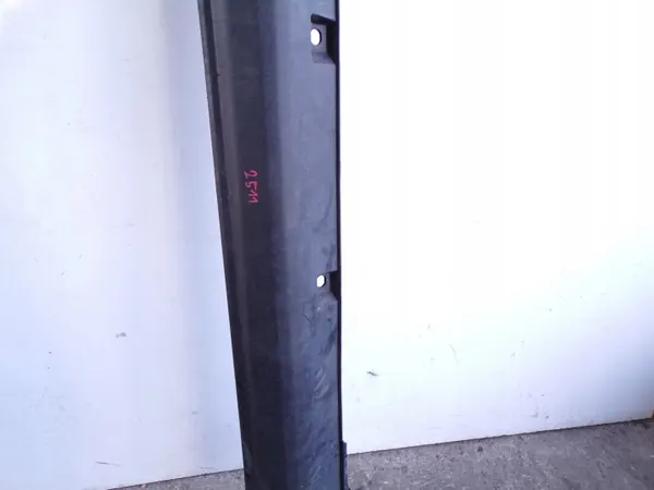 OEM 77231-63T0R Rechte Schwellerverkleidung Suzuki image 3