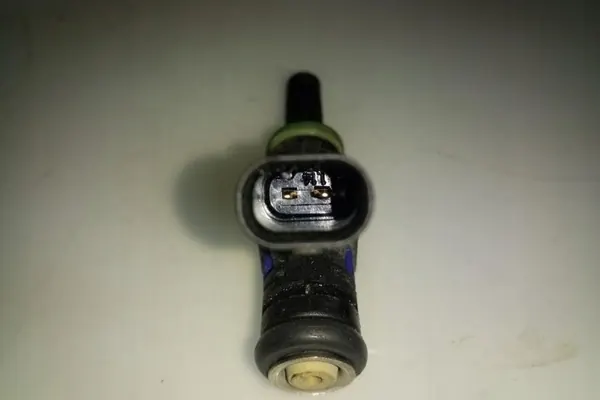 Injektor MERCEDES-BENZ A (W169) 1.5L bensin image 3