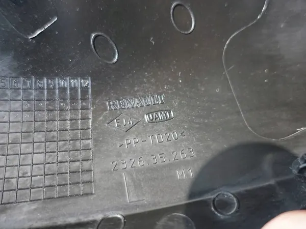 DACIA DUSTER II Linker Spiegelkap Cover Zwart OEM image 4