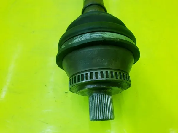 Vänster fram CV-axel Audi A6 C5 Allroad 2.7 Bit Manuell OEM image 2