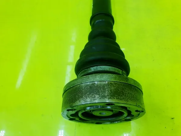 Vänster fram CV-axel Audi A6 C5 Allroad 2.7 Bit Manuell OEM image 5