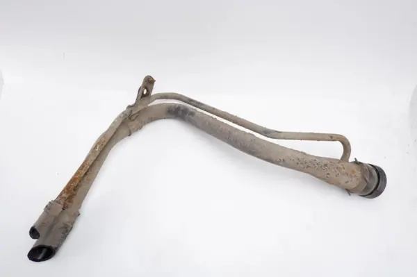 Bränslefyllningsrör OEM 397761 för Toyota Yaris Verso image 4