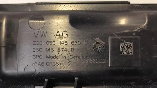Insugningsrör OEM 05C145673B för Skoda Kamiq image 3