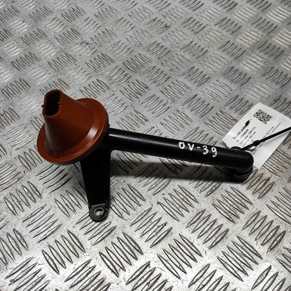 Pompe à huile Ford Fiesta VI Van 1.6L 2015 2S6Q6615AC image 1