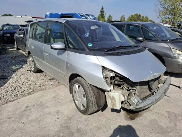 Renault Espace Pakoputken keräin OEM 8200042882 image 4