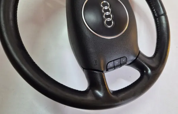 Monitoimiohjake Audi A4 B6 OEM KIEROWNICA AUDI A4 B6 CZTERORAMIENNA MULTIFUNKCJA CAR PARTS image 5