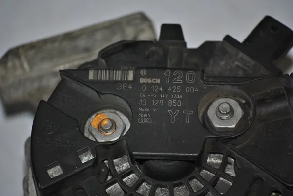 Vaihtovirtageneraattori Bosch 0124425004 image 2