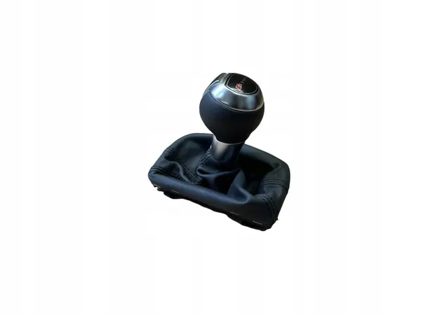 Pomo de cambios Audi Q3 8U OEM 8U1713139F - Usado image 2