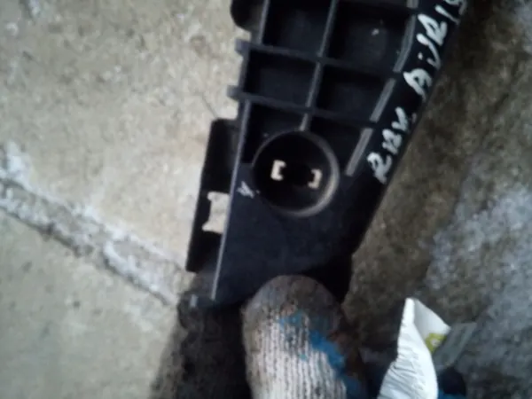 Toyota OE 52535-12100 supporto paraurti image 5