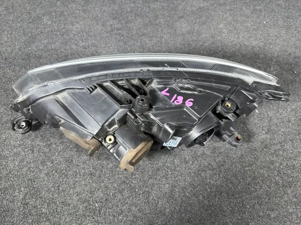 SKODA FABIA III 6V Farol Direito UE 14-18 image 6