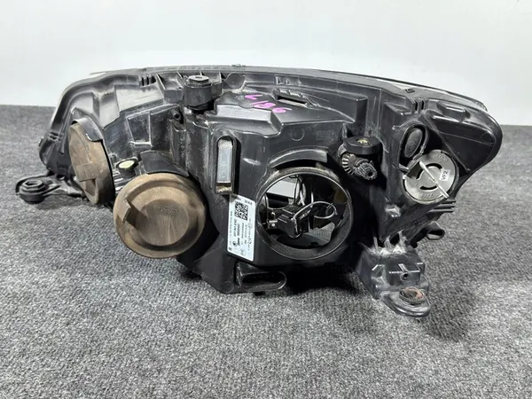 SKODA FABIA III 6V Farol Direito UE 14-18 image 9