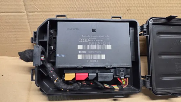 Audi styrenhet OEM 8E0959433BB - Begagnad image 2