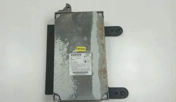 Volvo Vahvistin OEM 31310010 V70 II 2.4L Diesel image 2