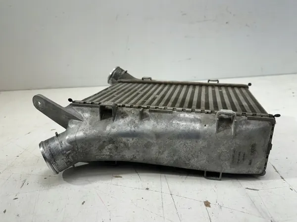 Intercooler esquerdo Audi RS6 C8 OEM 4K0145805P image 9