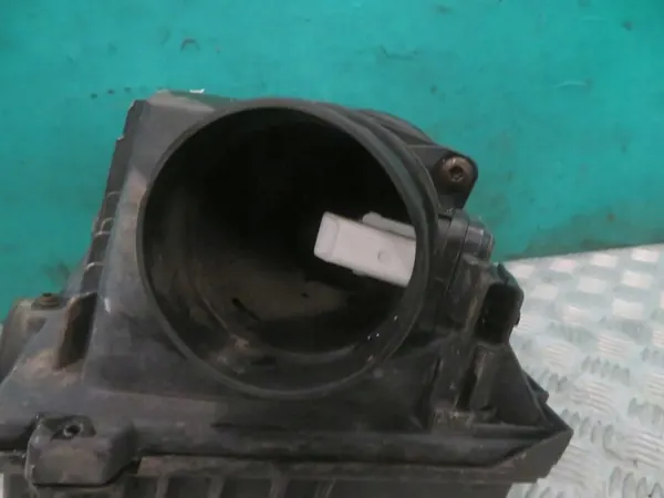 Ilmansuodattimen kotelo massavirta-antennilla Master Movano image 3