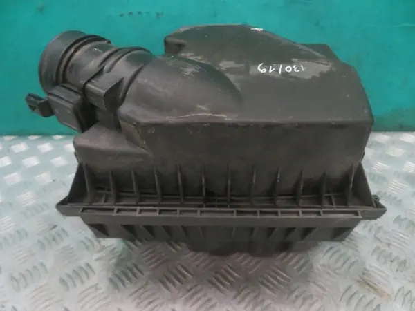 Ilmansuodattimen kotelo massavirta-antennilla Master Movano image 4