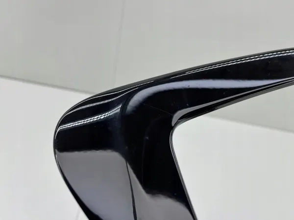 BMW X1 U11 linker achter raamkozijn OEM 9451566 image 3