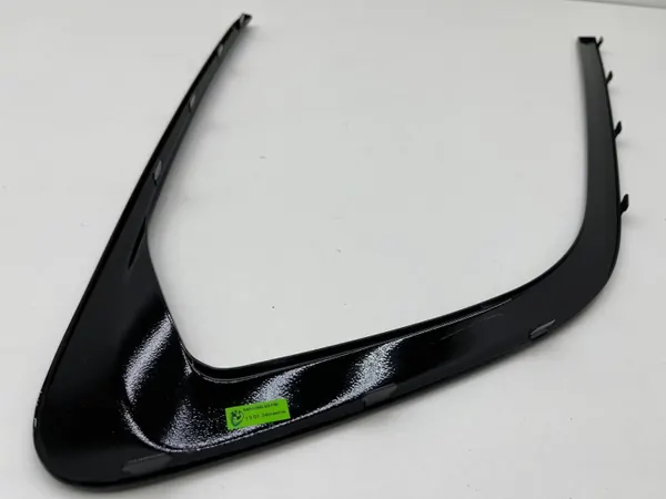 BMW X1 U11 linker achter raamkozijn OEM 9451566 image 4