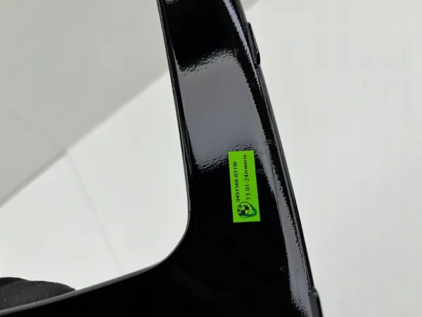 BMW X1 U11 linker achter raamkozijn OEM 9451566 image 5