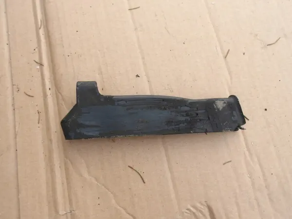 Sytytyskaapelin kansi OEM 1021591940 Mercedes W124 image 2