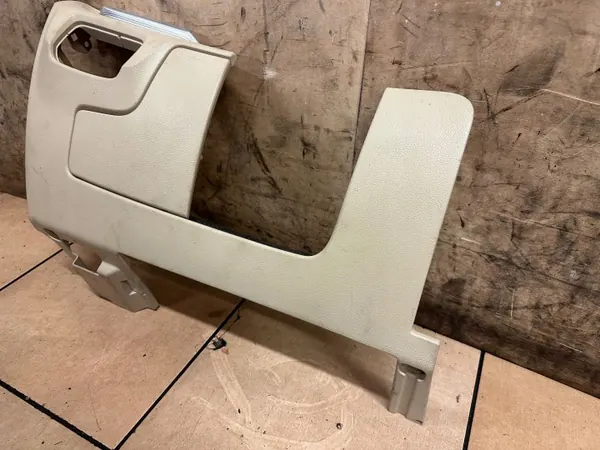 Cache console volant OEM 8V1863075B pour Audi A3 8V image 3
