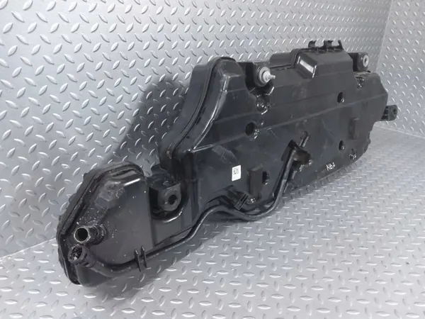 Tanque AdBlue usado OEM A2474700602 para Mercedes-Benz image 7