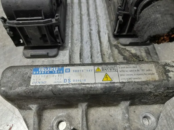 Opel 1.7 CDTI Unidade Comando Motor OEM 898074-1470 Usado image 3