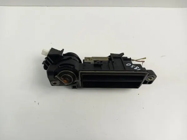 Poignée de Serrure Coffre Mercedes OEM A2037500693 Classe E W211 image 2