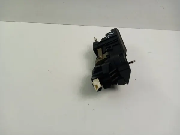 Poignée de Serrure Coffre Mercedes OEM A2037500693 Classe E W211 image 3