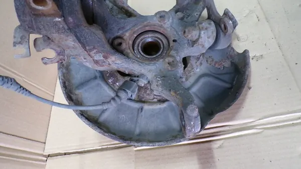 LEON II 1.9 TDI Vorderachse Lenkschenkel links OEM image 6