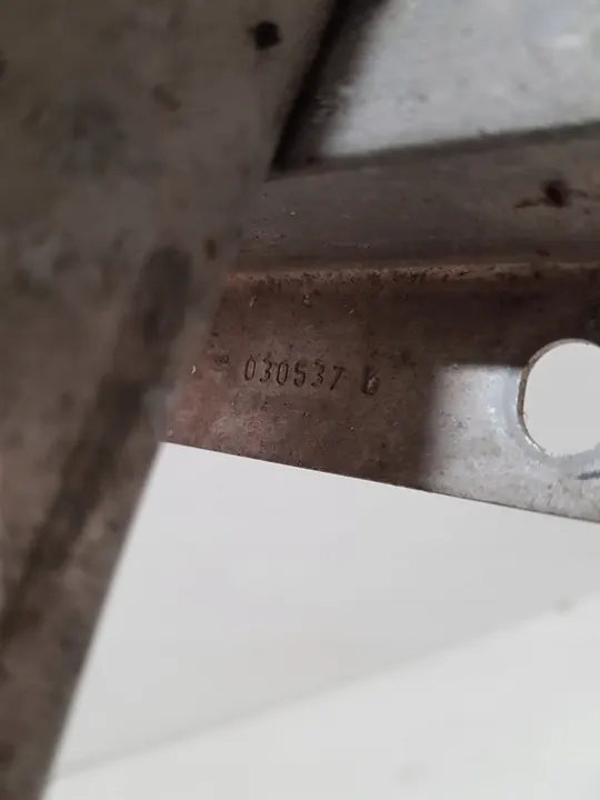 Takapuskuri Audi A3 8P3 8P3807309 image 6