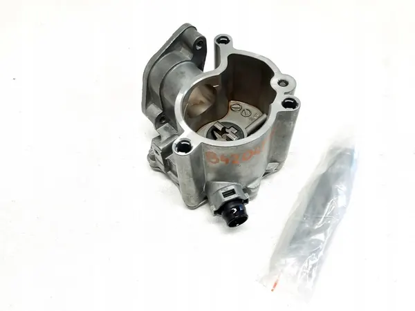 IMUPUMPPU VOLVO XC90 II 2020 2.0 TURBO HYBRIDI image 2