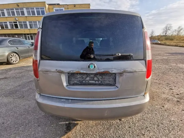Vitre de quart OEM as2 - Arrière gauche Skoda Roomster image 7