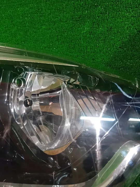 Oikea Etuheijastin Renault Captur I 13- OEM 260103714R image 3