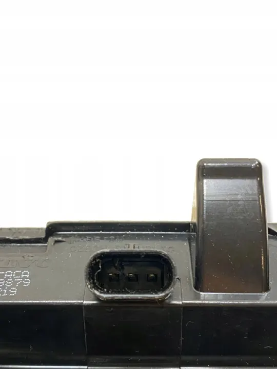 Volvo V60 Kofferbakklep Afwerking Handgreep OEM 32149879 image 5