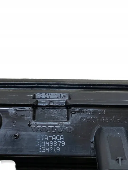 Volvo V60 Kofferbakklep Afwerking Handgreep OEM 32149879 image 6