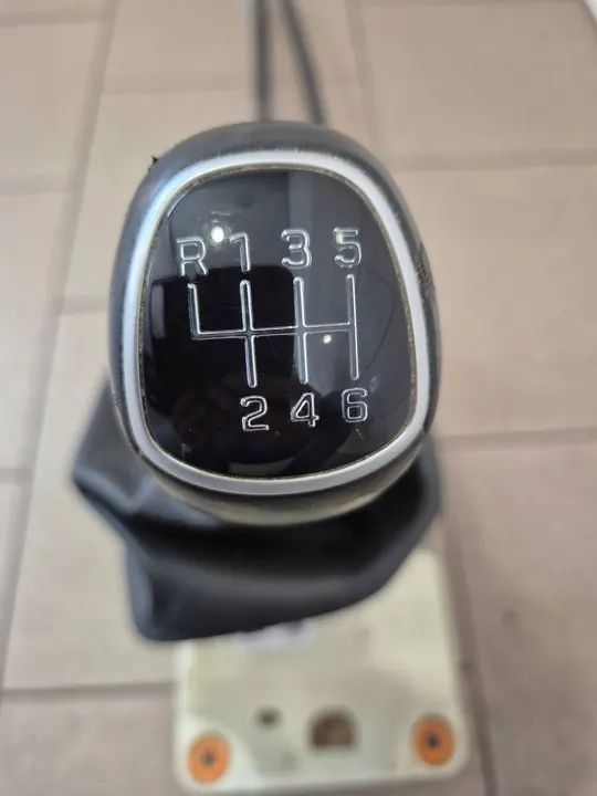 HYUNDAI TUCSON 15-20 GEAR SHIFT LEVER 43700-D7760 image 2