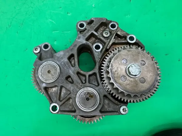 OEM 079109361J Accionamiento Bomba Aceite Audi A6 C6 4.2 V8 image 7