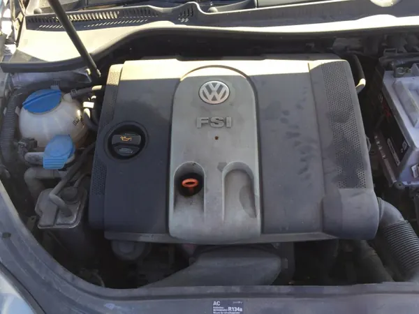 Oljepump OEM 03C115105H för VW Golf 1.6L 2004 image 7
